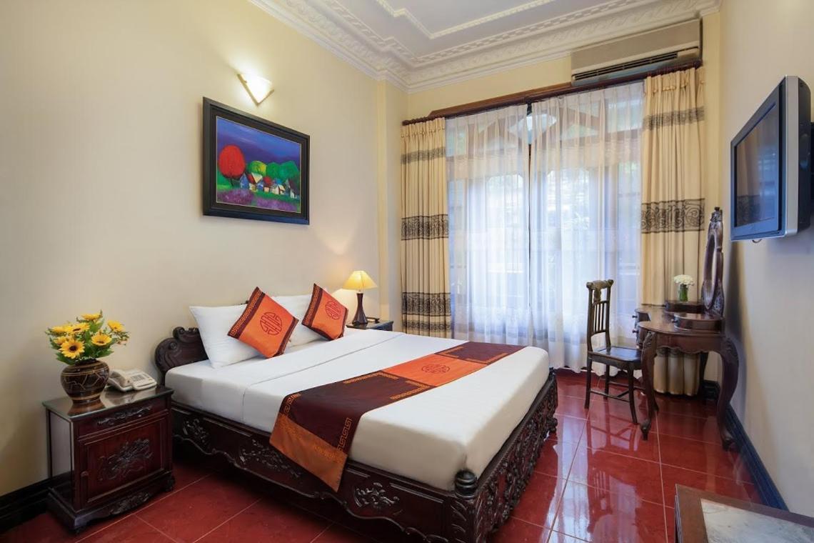 Lucky Central Hotel & Travel Hanoi Buitenkant foto